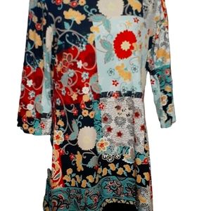 Womens sz med Long mechant tunic Fantastic condition top shirt